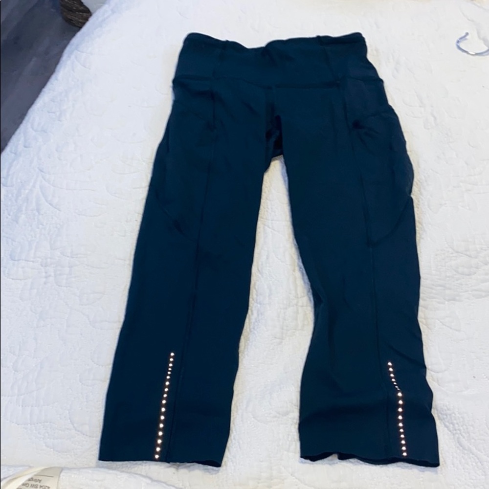 Lululemon leggings- Dark teal, Fast and Free style